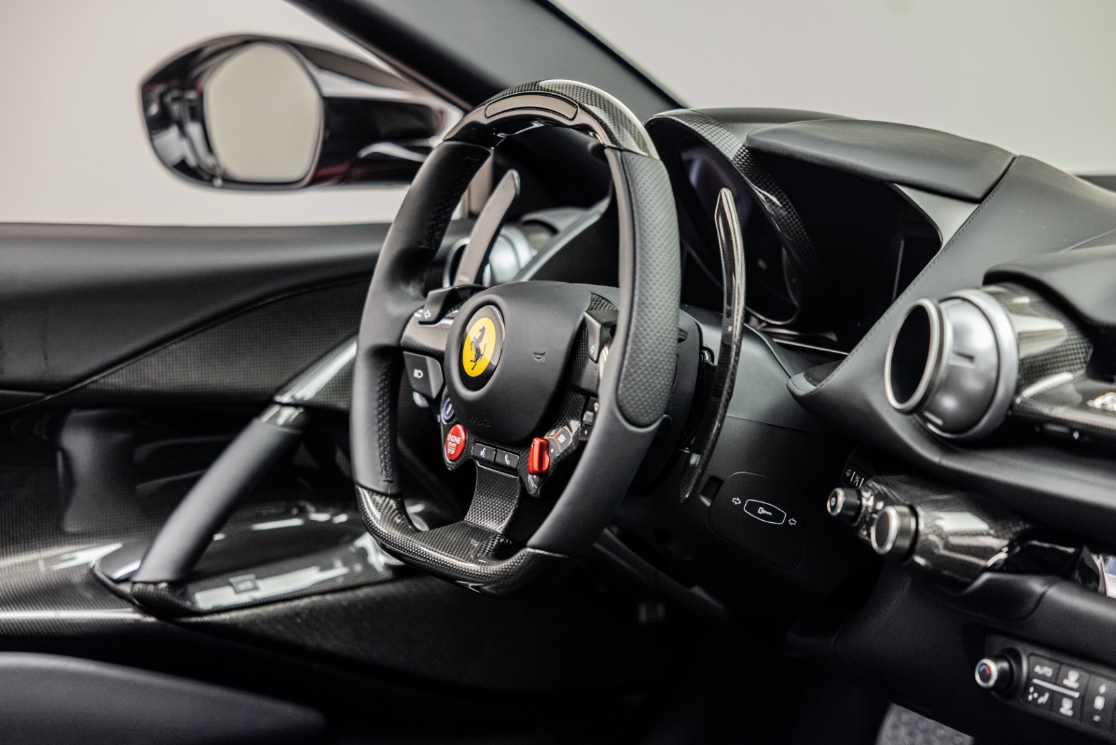 FERRARI 812 COMPETIZIONE APERTA